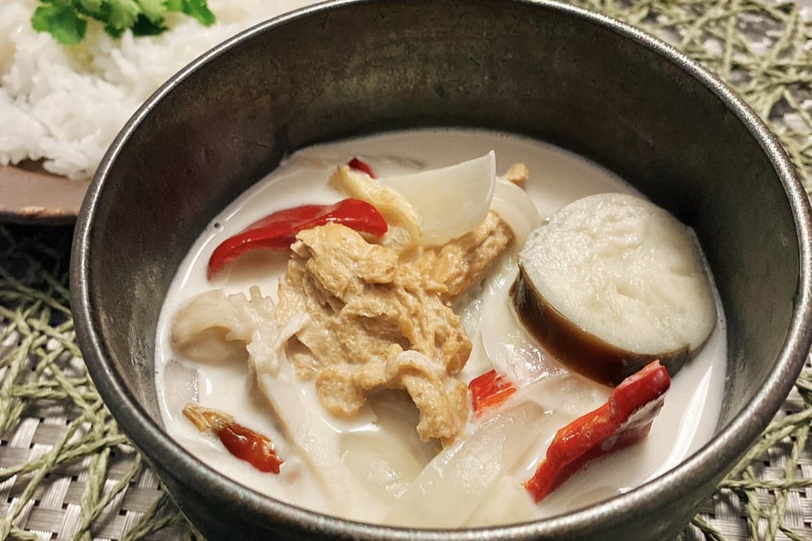 Spicy coconut stew with NEXT Skirt-steak